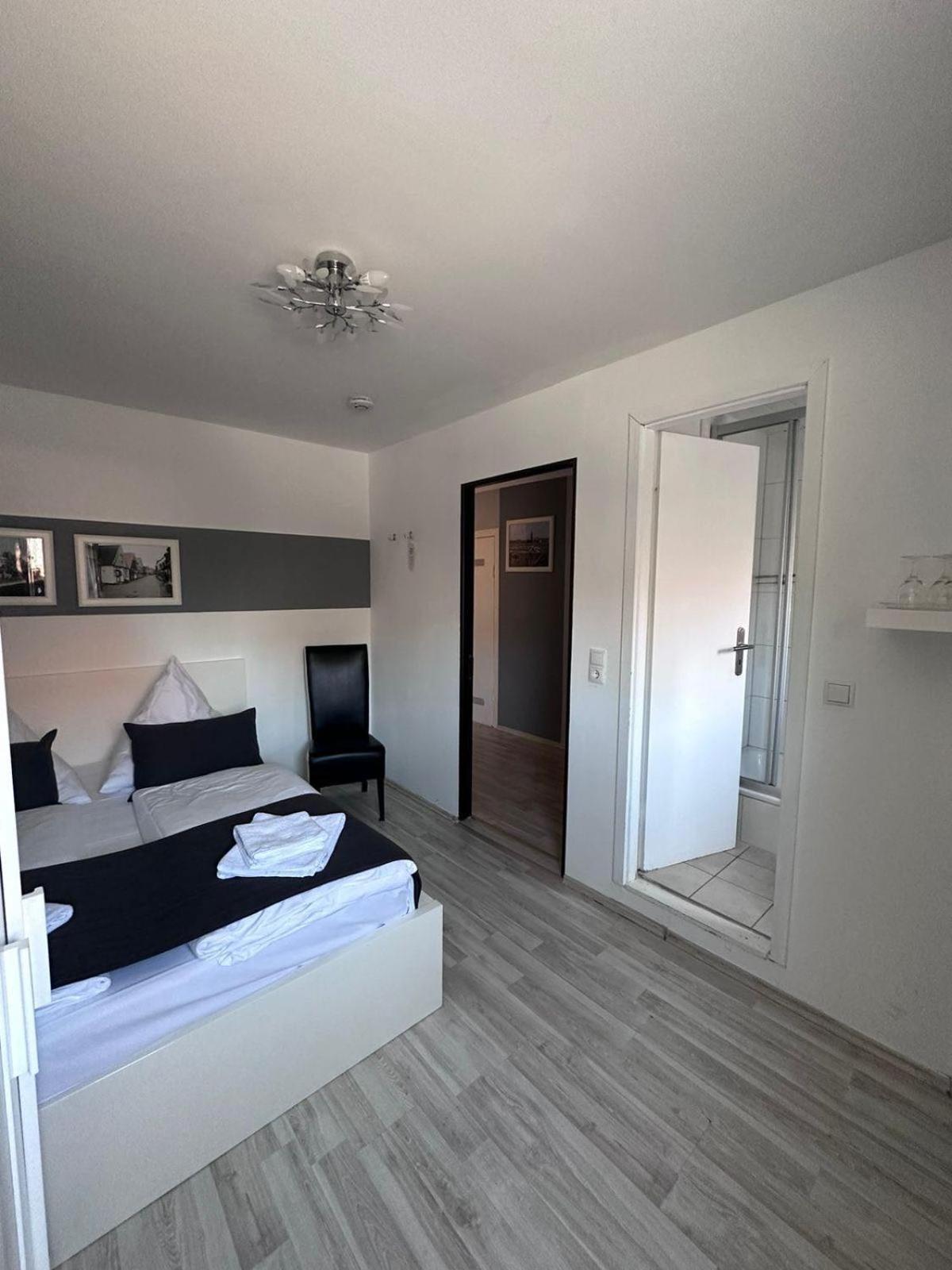Hotel Deutscher Hof Schleswig Ngoại thất bức ảnh