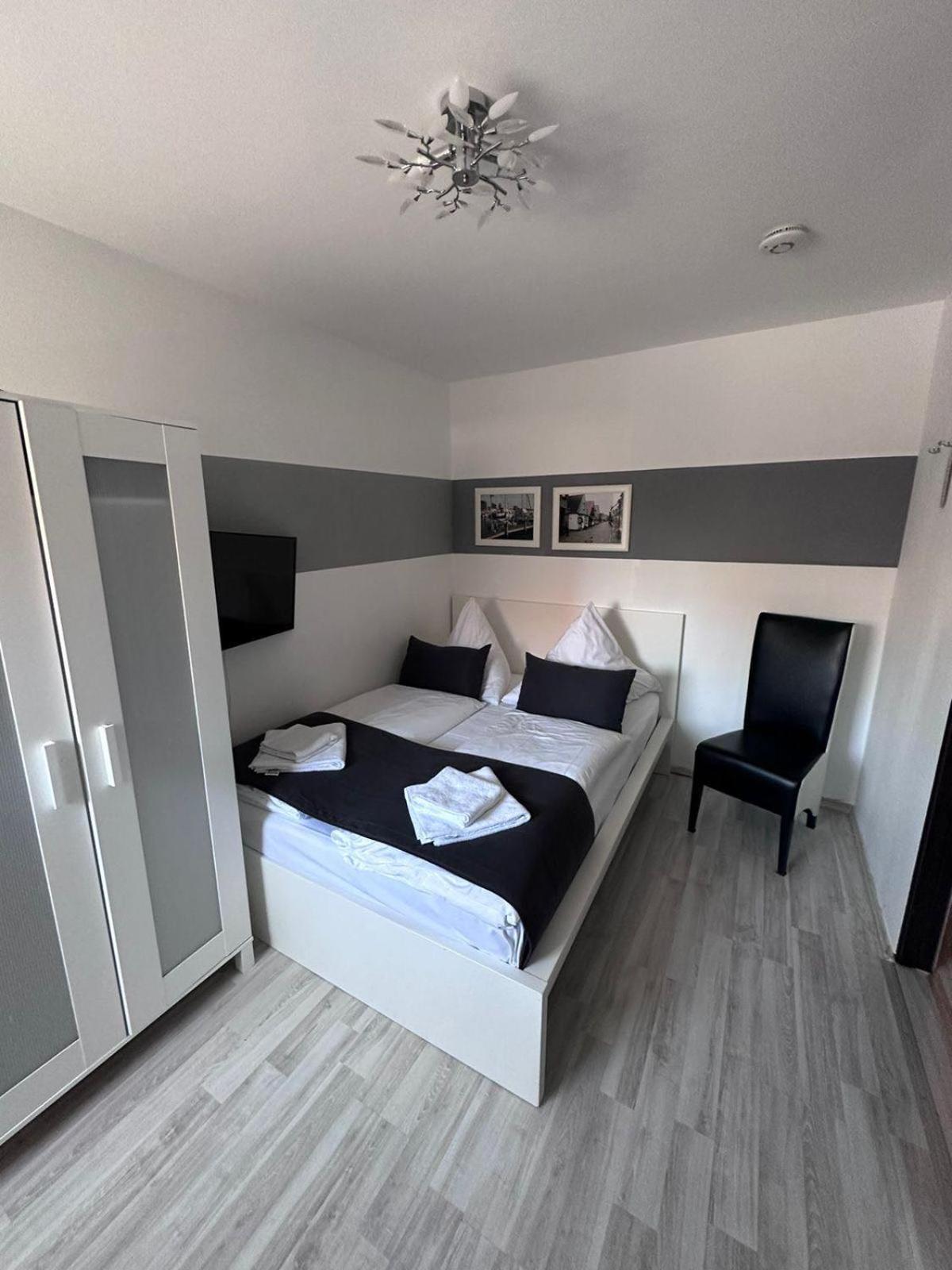 Hotel Deutscher Hof Schleswig Ngoại thất bức ảnh