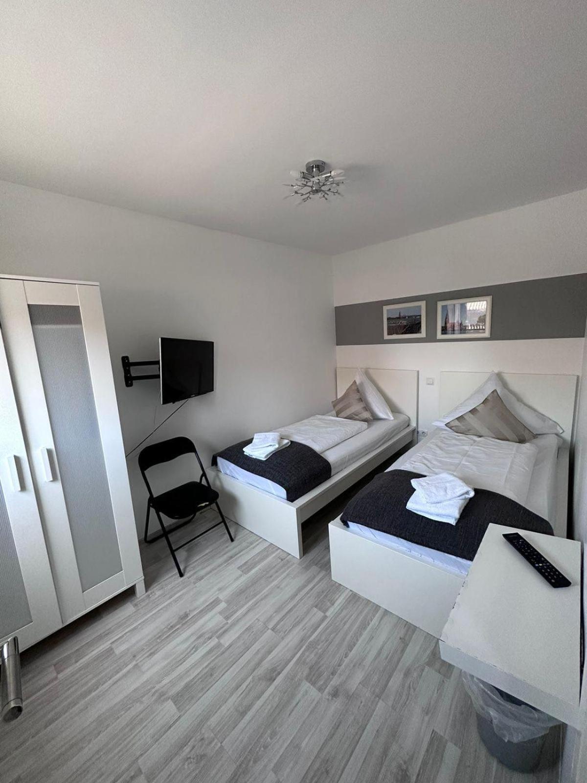 Hotel Deutscher Hof Schleswig Ngoại thất bức ảnh