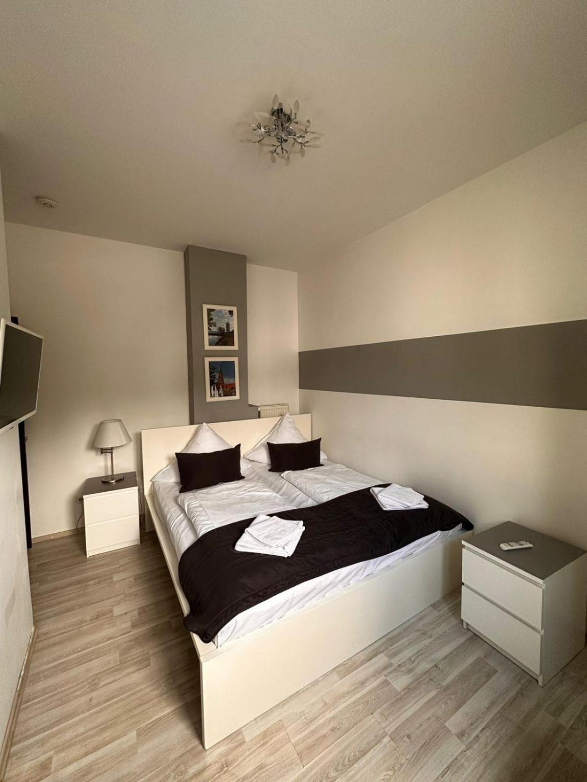 Hotel Deutscher Hof Schleswig Ngoại thất bức ảnh