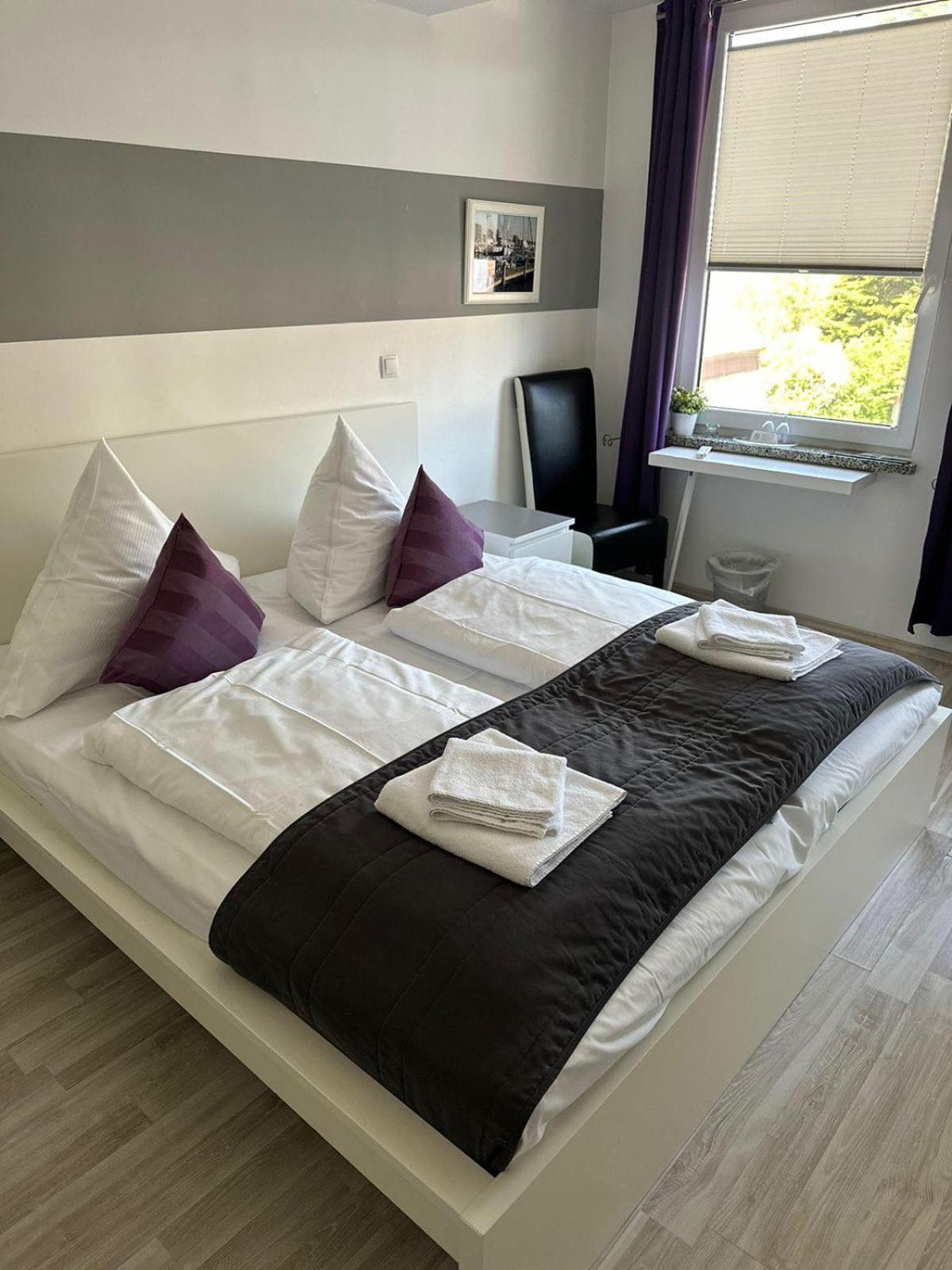 Hotel Deutscher Hof Schleswig Ngoại thất bức ảnh